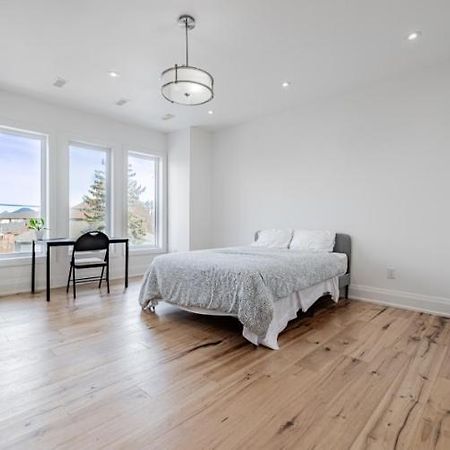 Executive Room In Toronto Next To Yorkdale Shopping Centre Εξωτερικό φωτογραφία