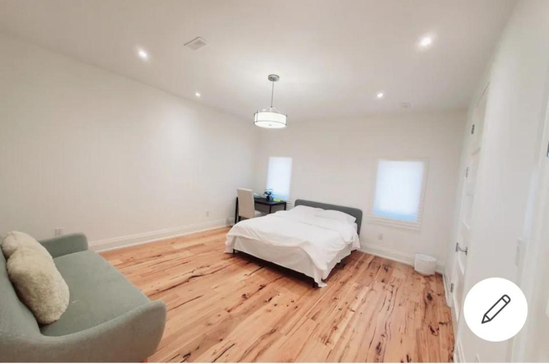 Executive Room In Toronto Next To Yorkdale Shopping Centre Εξωτερικό φωτογραφία