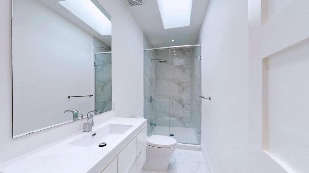 Executive Room In Toronto Next To Yorkdale Shopping Centre Εξωτερικό φωτογραφία
