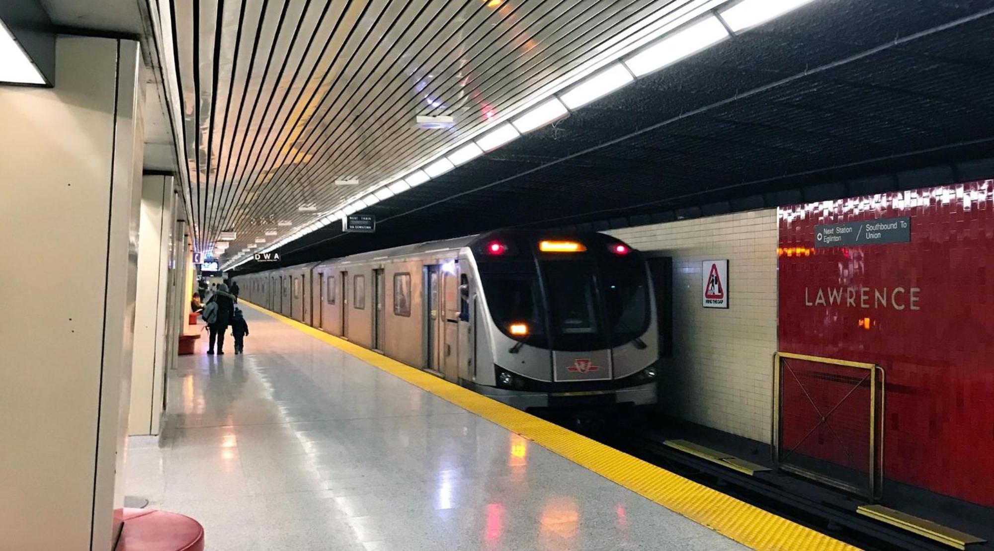 Executive Room In Toronto Next To Yorkdale Shopping Centre Εξωτερικό φωτογραφία